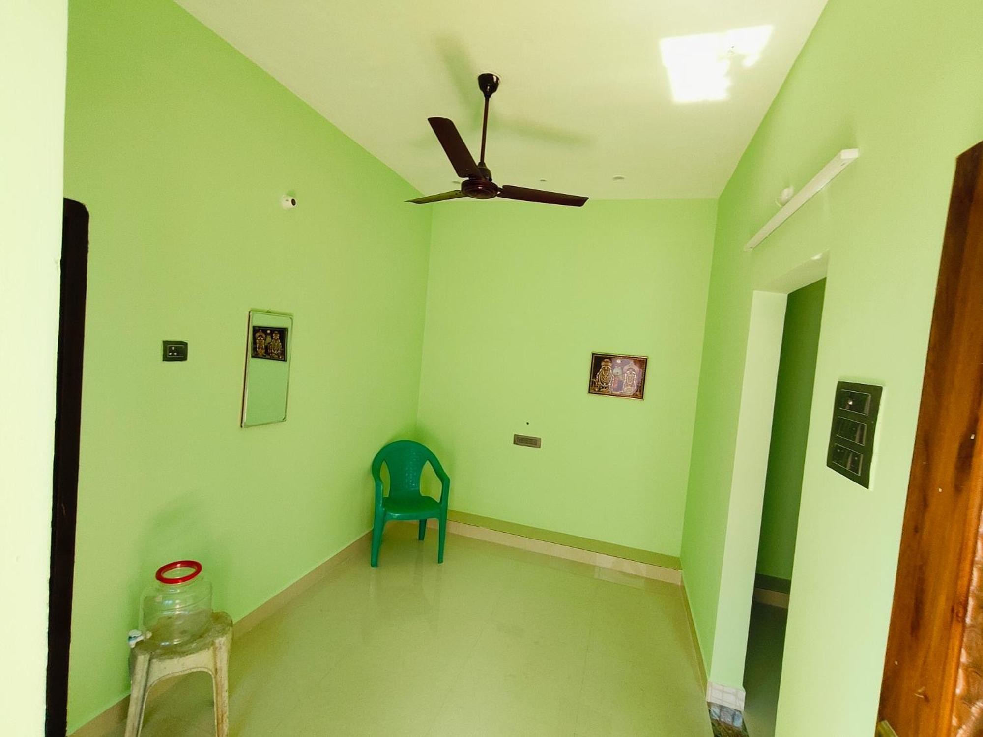 Nivas Hill View Homestay Tiruvannamalai Ngoại thất bức ảnh